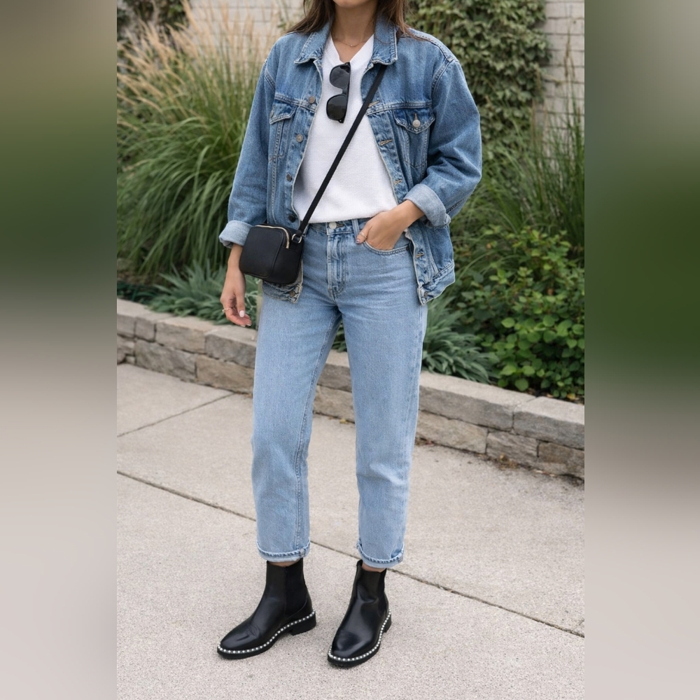 Stuart Weitzman Cline Chelsea Boots